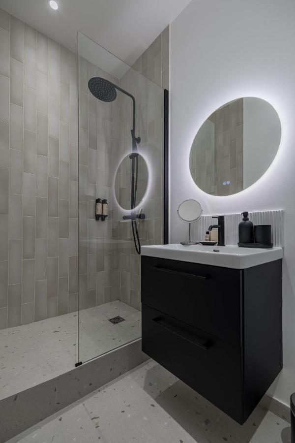 Poetic - Champs Elysees Appartement