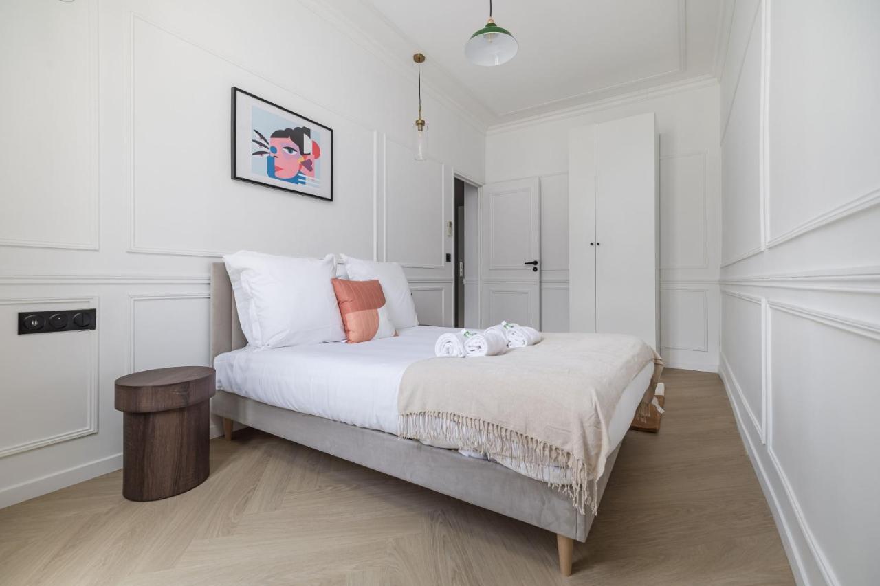 Poetic - Champs Elysees Appartement