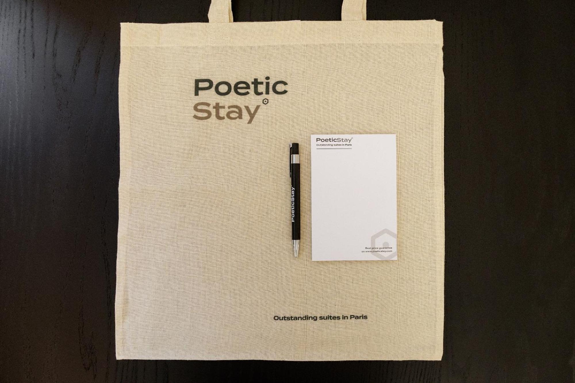 Poetic - Champs Elysees Appartement Parijs
